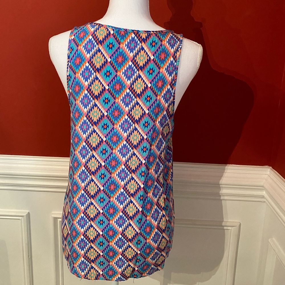 Fun 2 Fun Med Aztec Print Tank - Picture 2 of 4